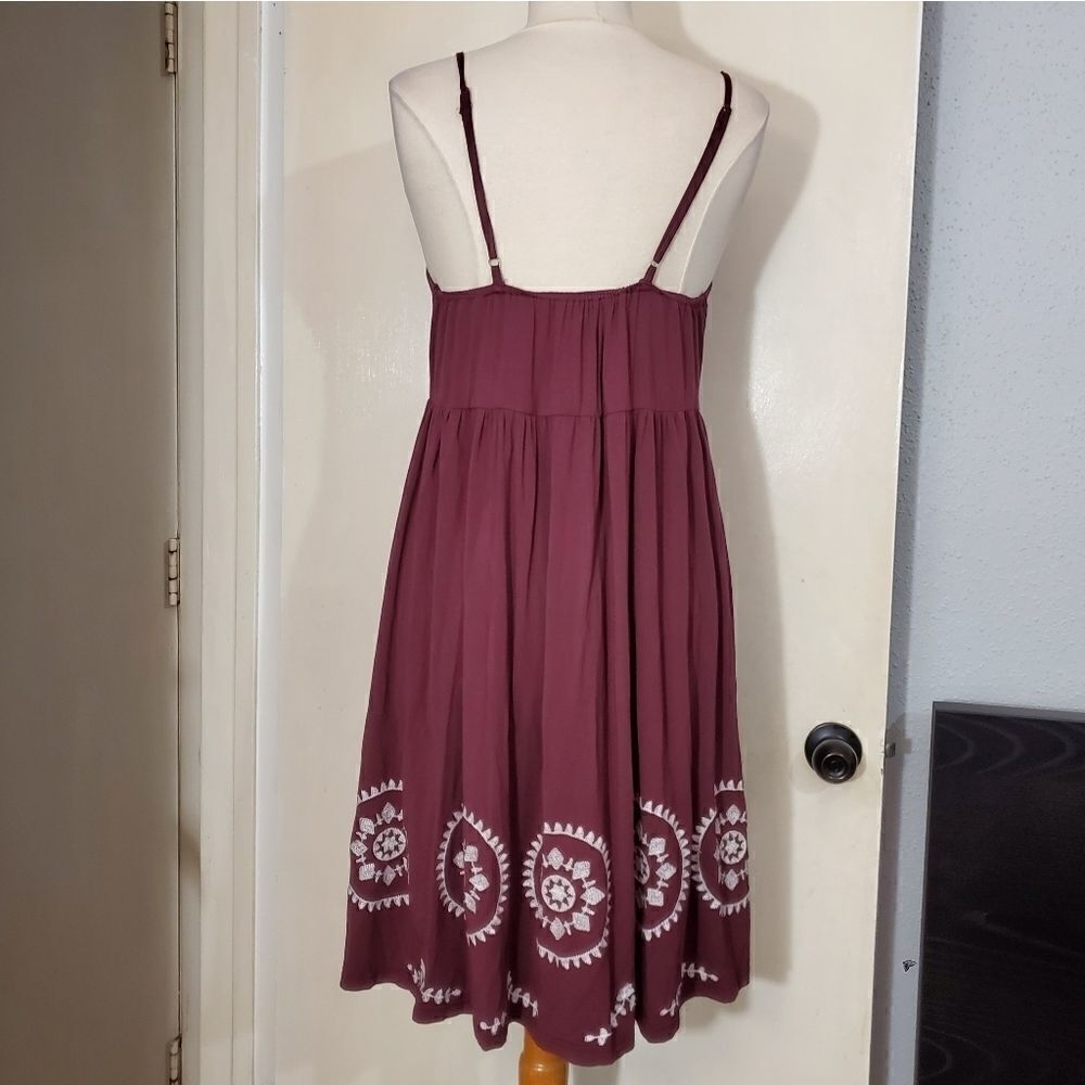 Collegiate outfitters dress   - Picture 3 of 11